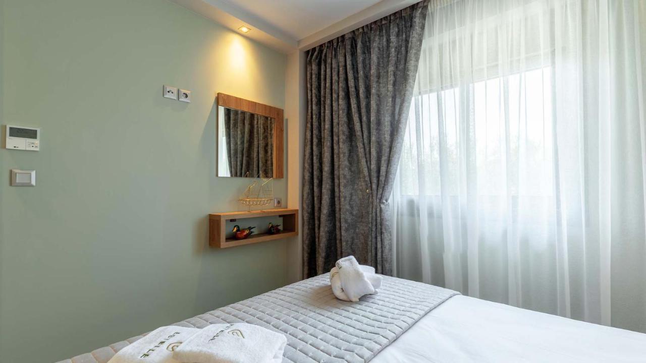 Estelle Family Luxury Apartments & Suites 基拉奇尼 外观 照片
